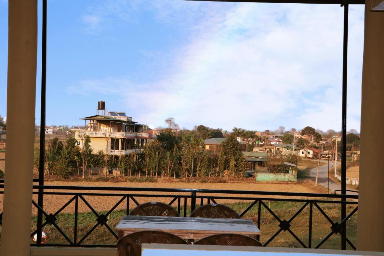 Hotel National Park Sauraha- Homely Stay And Peaceful Location With Jungle Safari Arrangements المظهر الخارجي الصورة