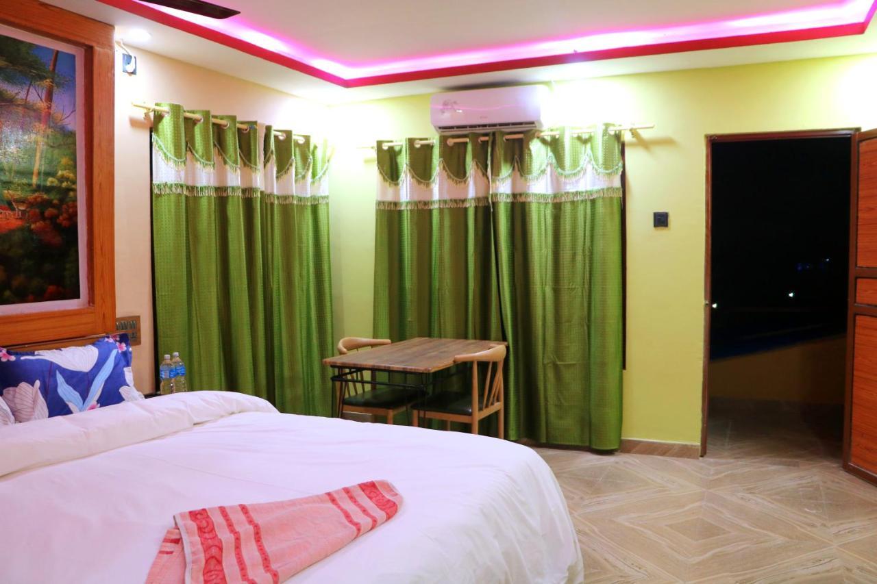 Hotel National Park Sauraha- Homely Stay And Peaceful Location With Jungle Safari Arrangements المظهر الخارجي الصورة