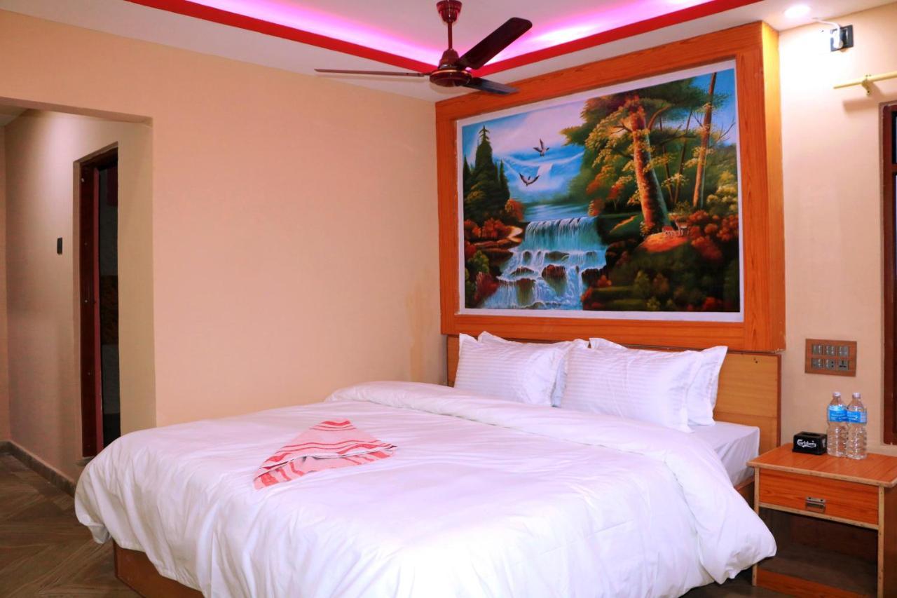 Hotel National Park Sauraha- Homely Stay And Peaceful Location With Jungle Safari Arrangements المظهر الخارجي الصورة