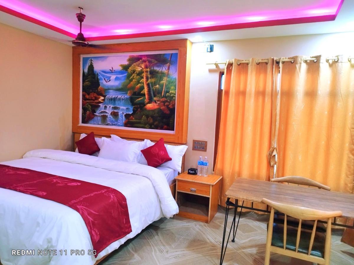 Hotel National Park Sauraha- Homely Stay And Peaceful Location With Jungle Safari Arrangements المظهر الخارجي الصورة