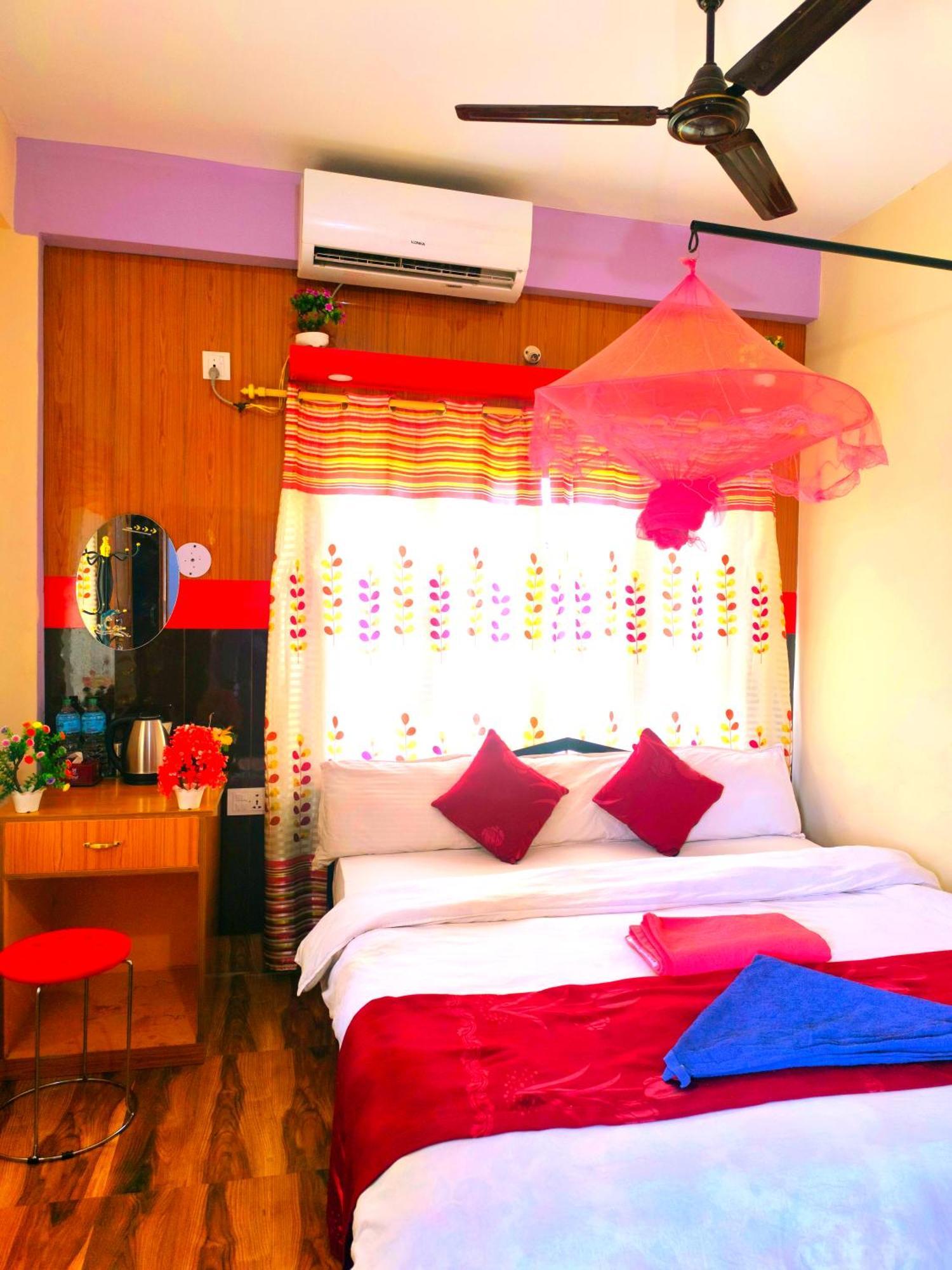 Hotel National Park Sauraha- Homely Stay And Peaceful Location With Jungle Safari Arrangements المظهر الخارجي الصورة