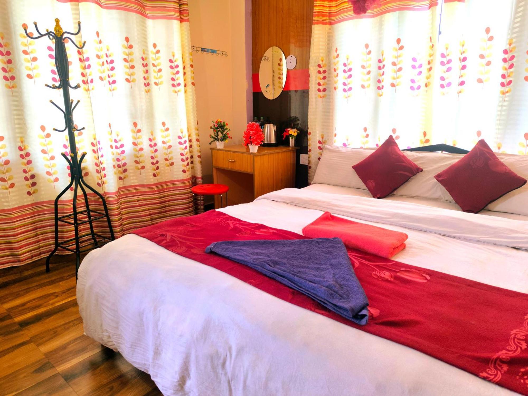 Hotel National Park Sauraha- Homely Stay And Peaceful Location With Jungle Safari Arrangements المظهر الخارجي الصورة